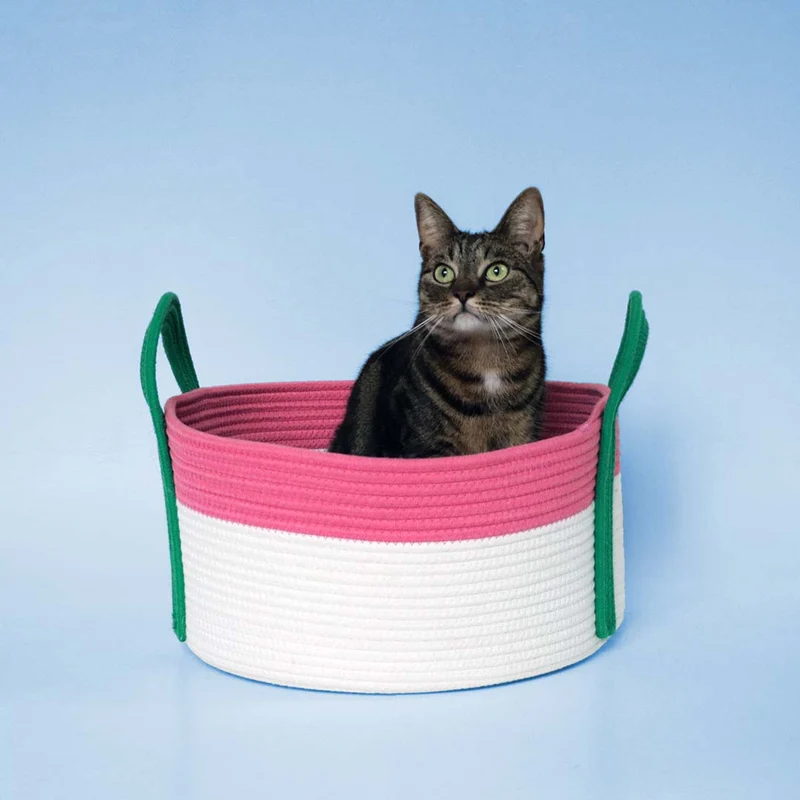 D&D Home Binge Basket Cat Bed