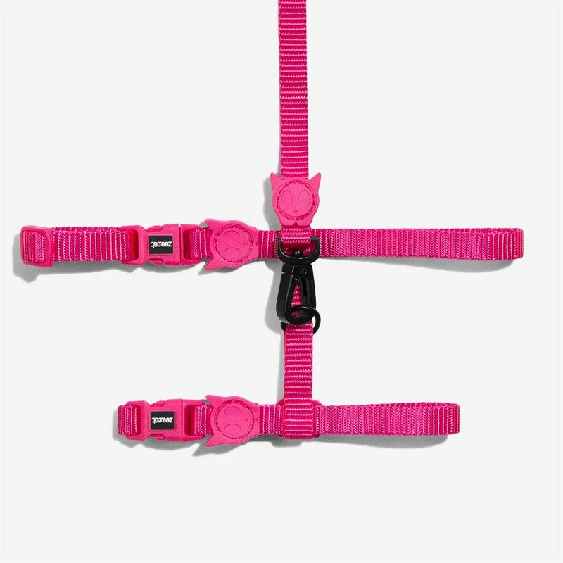 Zee.Cat Pink LED Adjustable Harness & Leash Set for Cats 15-30cm