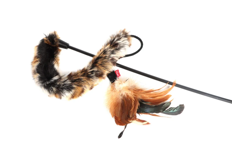 GiGwi Feather Teaser Wand with Natural Plush Tail & TPR Handle Cat Toy Red