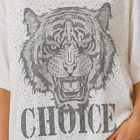 Camiseta Oversize Blanca Tigre & Alas con Strass