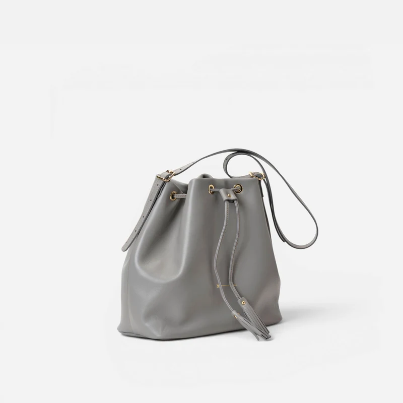 Dumas Grey
