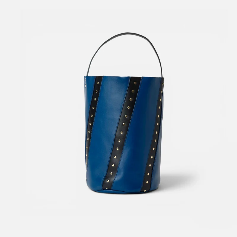 Bucket Twist Navy and Black