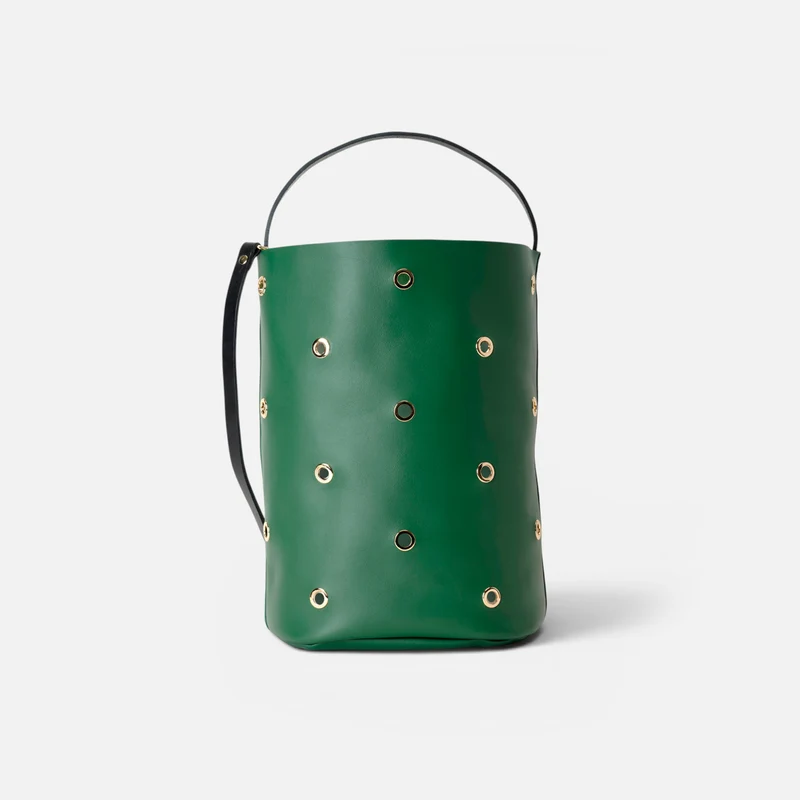 Bucket Trip Green