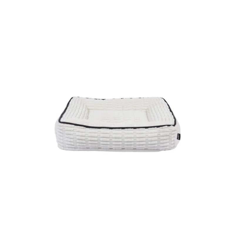WARM HUG Pet bed Creamy dreams