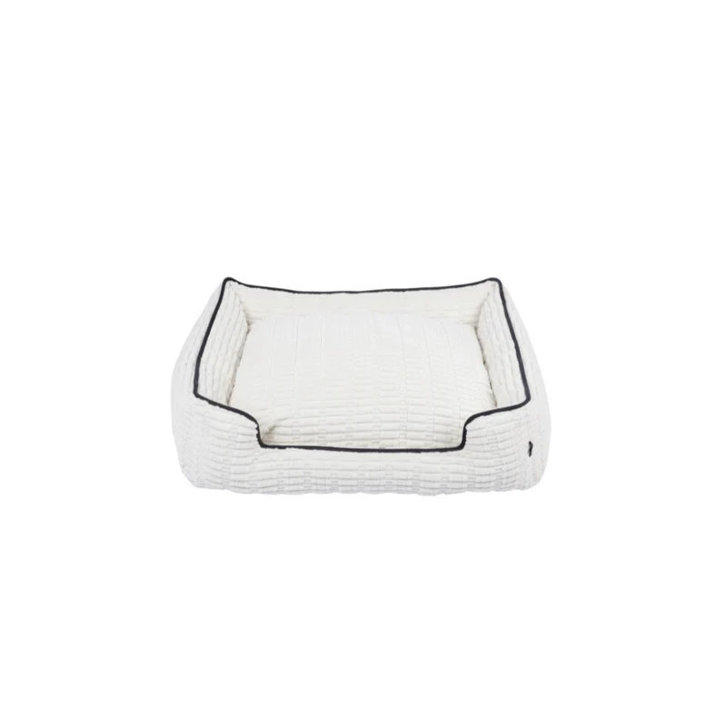WARM HUG Pet cushion Creamy dreams