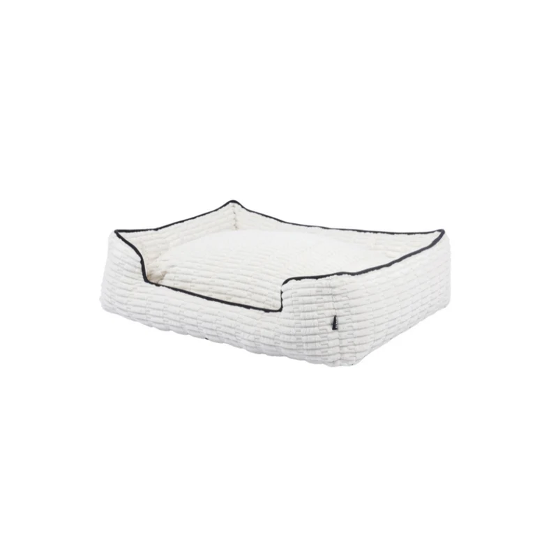 WARM HUG Pet cushion Creamy dreams