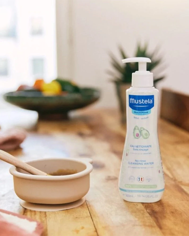 Mustela Eau Nettoyante Sans Rinçage à l'Avocat - 300ml
