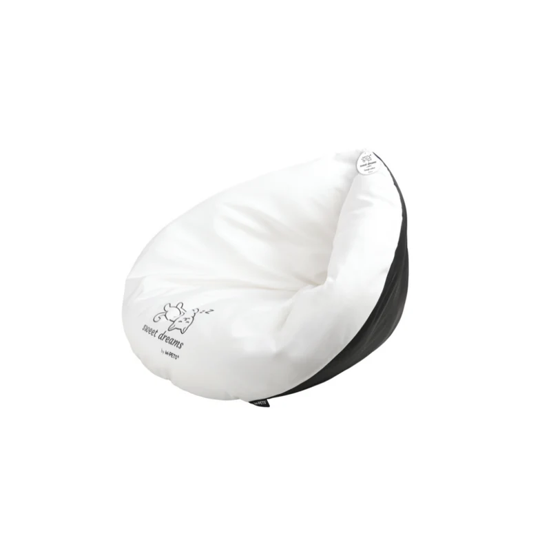 SWEET DREAMS triangle cushion black&white