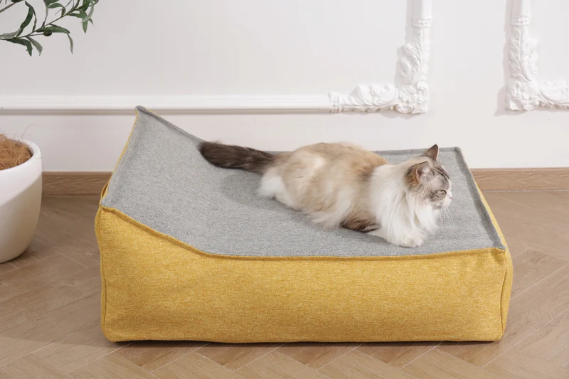 CLOUD Inflatable cushion Golden Mist