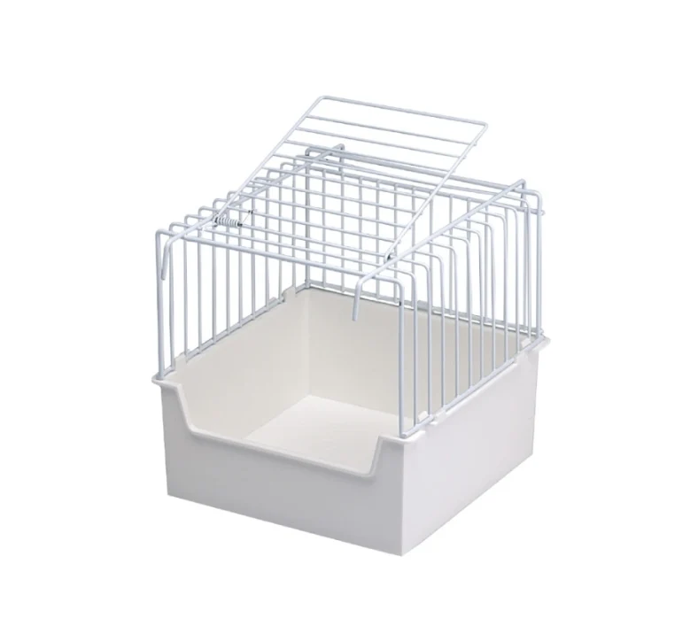 Jaula bebe con puerta pequeña