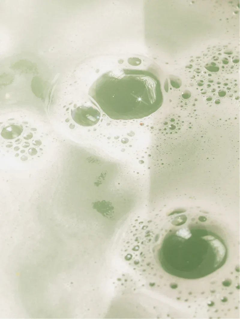 Champú Brillo – Vetiver Verde Ahumado | Glanz y Pflege |
