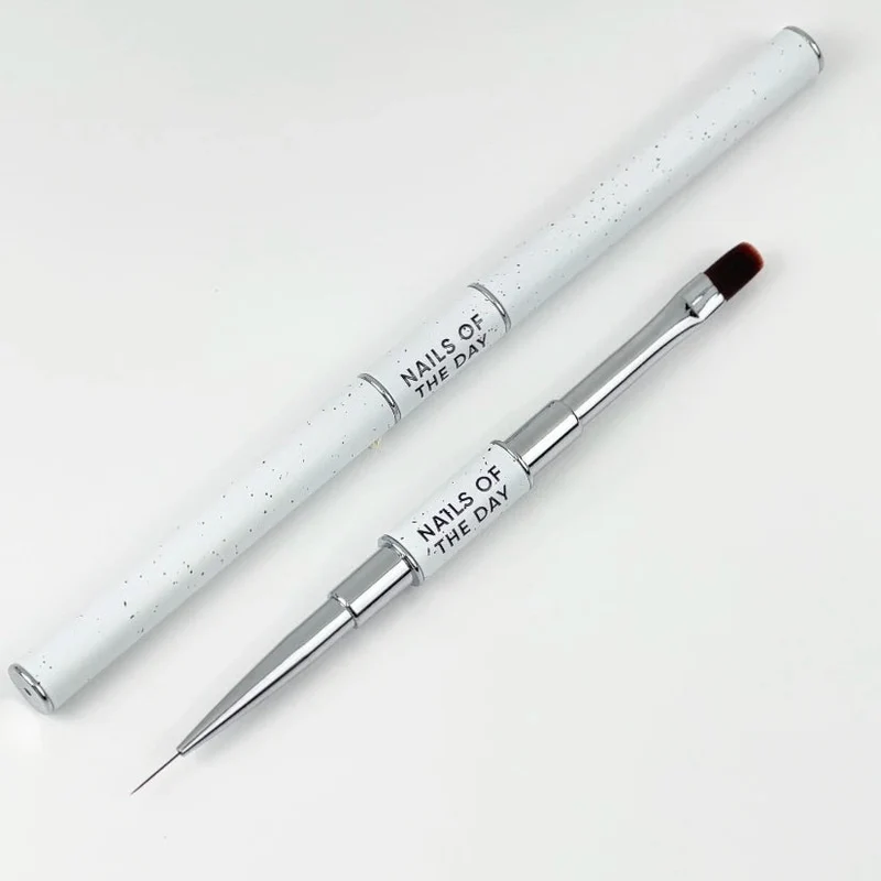 NAILSOFTHEDAY Pincel Profesional 2 en 1: Liner + Oval