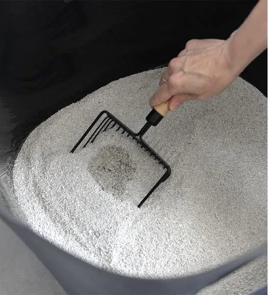 D&D Home I Love Happy Cats Devin Unscented Clumping Cat Litter