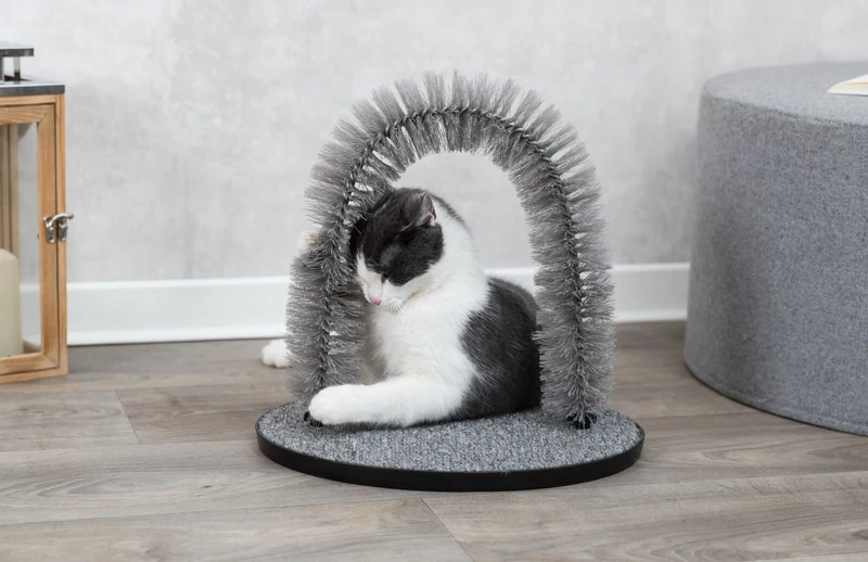 Trixie Massage, Play, & Fur Care Arch Brush for Cat 36x33cm