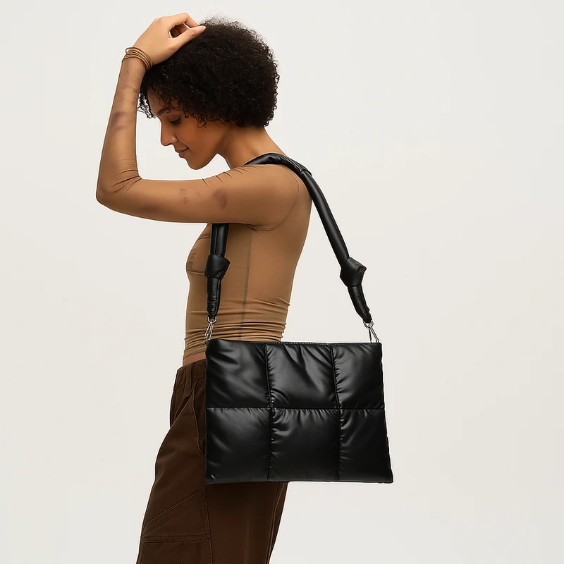 Bolso Puffer para Laptop hasta 16" Negro Metalizado