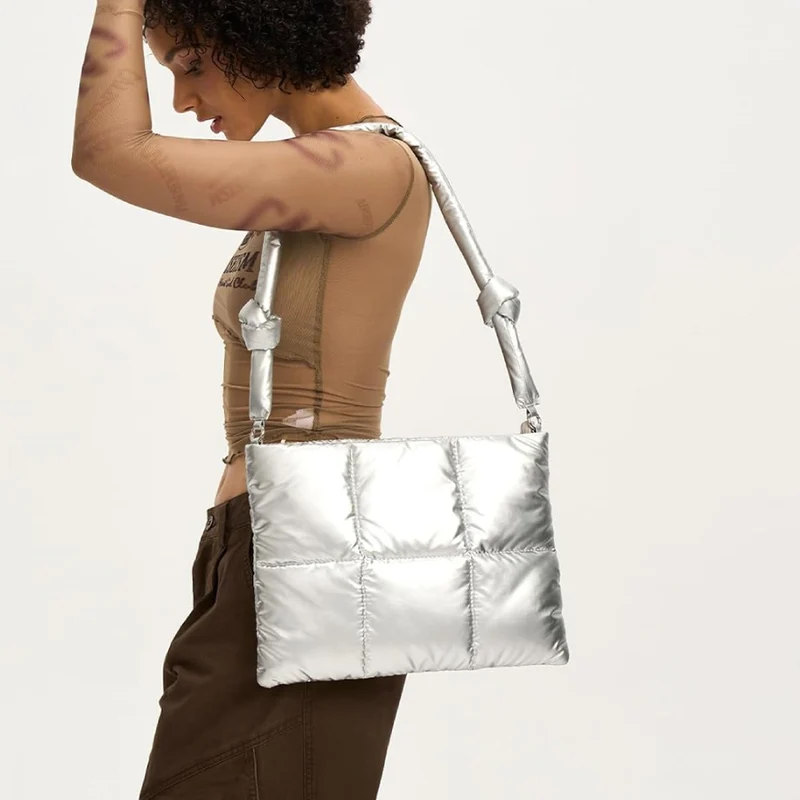 Bolso Puffer para Laptop hasta 14" Plateado Metalizado