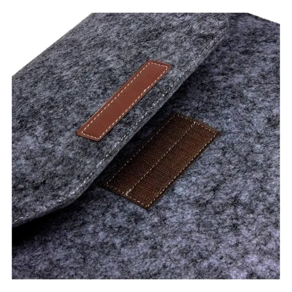 Bolso Fieltro para Laptop / Tablet hasta 14.2" - Negro