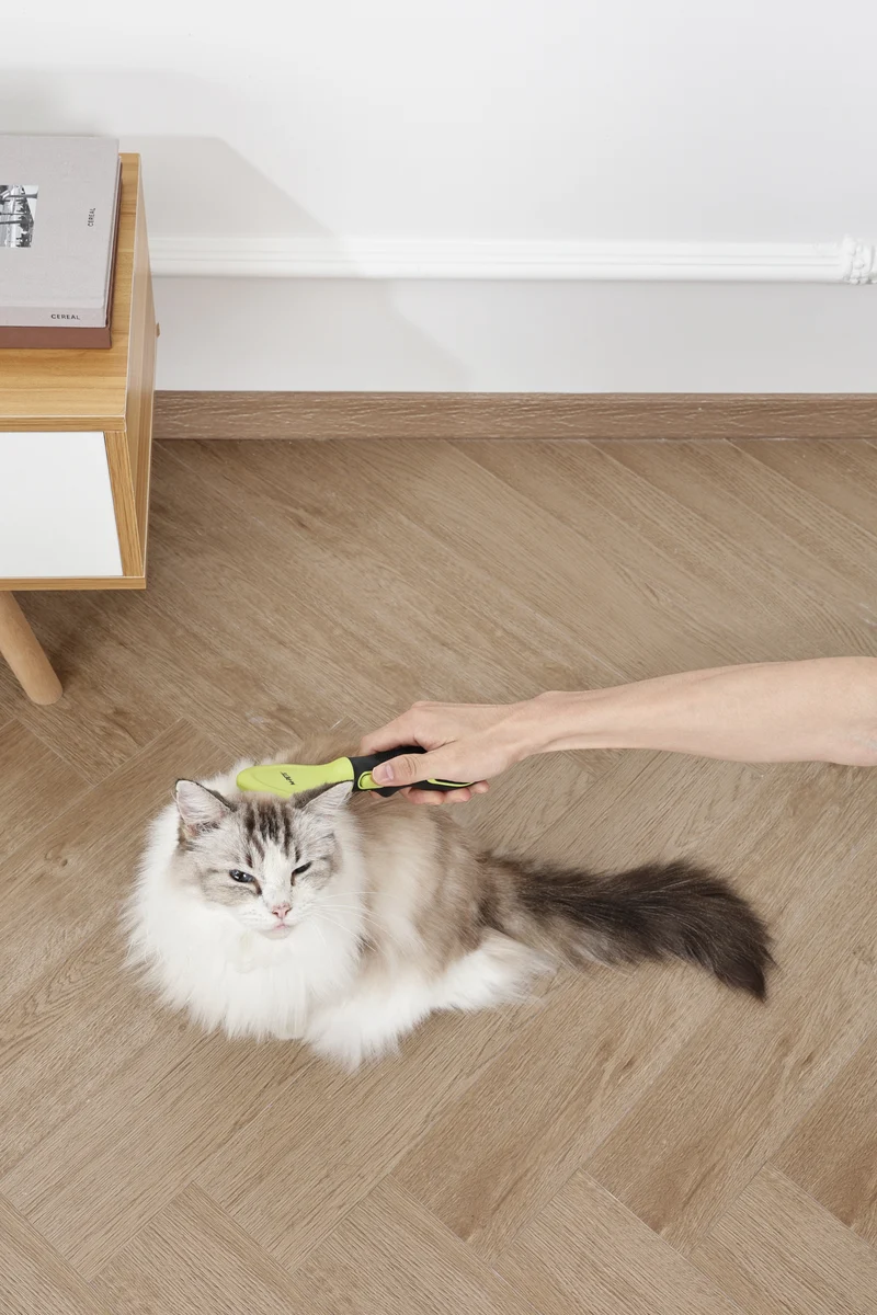 CLICK and GROOM Slicker Brush
