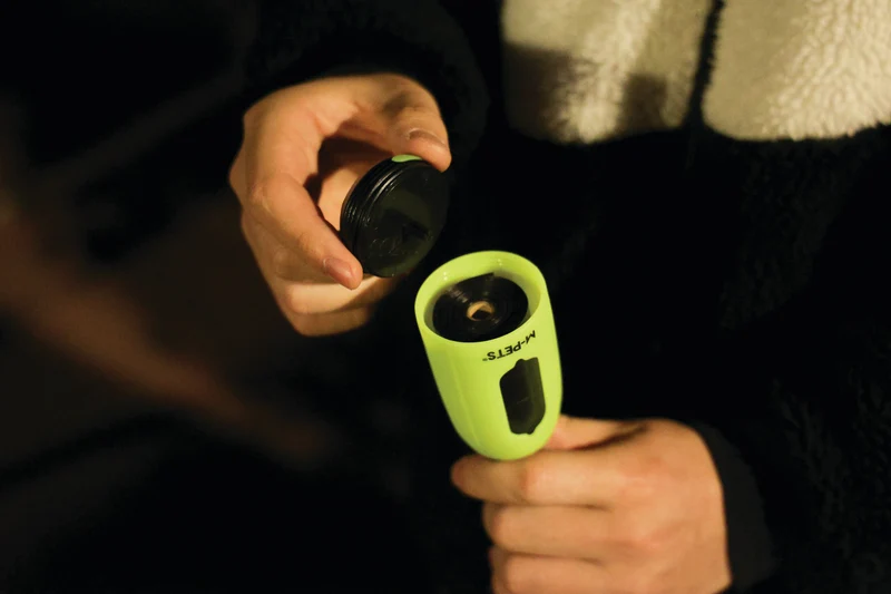 FLASH LED Poop Torch Green