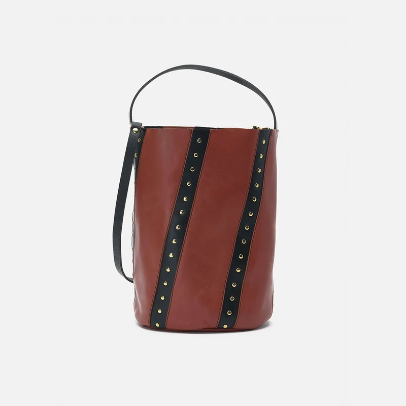 Bucket Twist Tile and Black