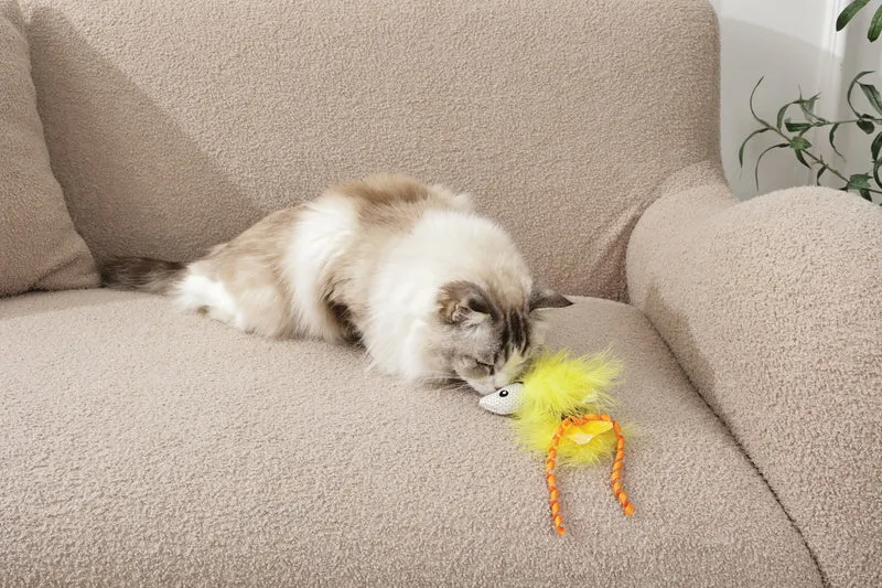 Plume catnip toy Yellow fish