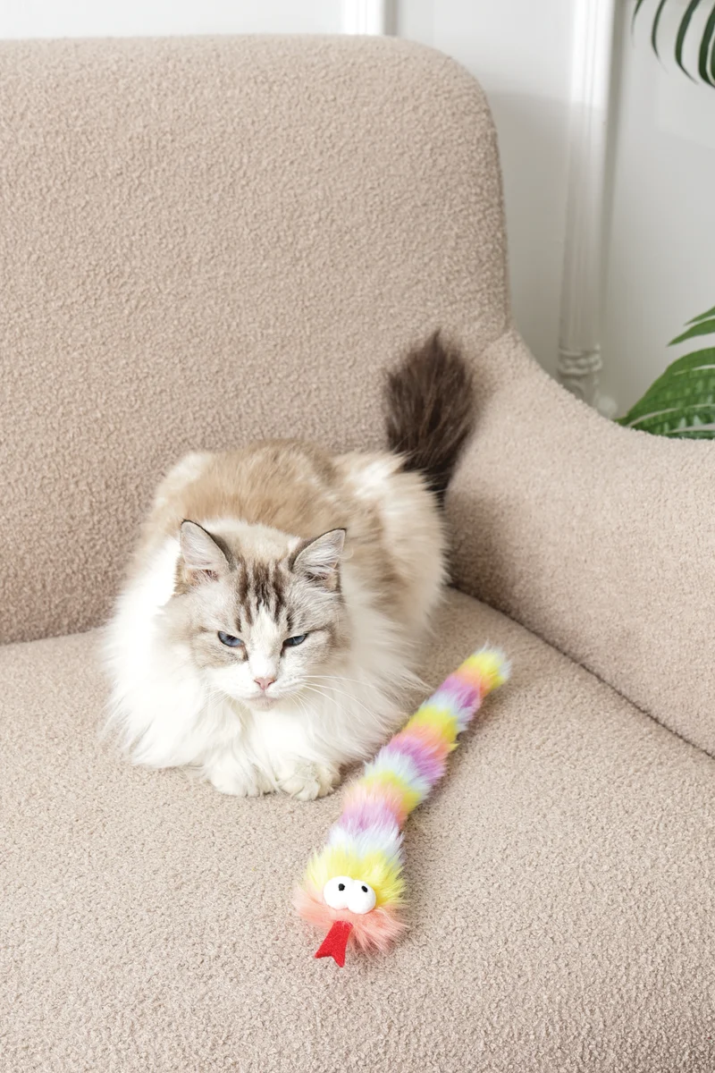 Fluffy catnip toy Miki