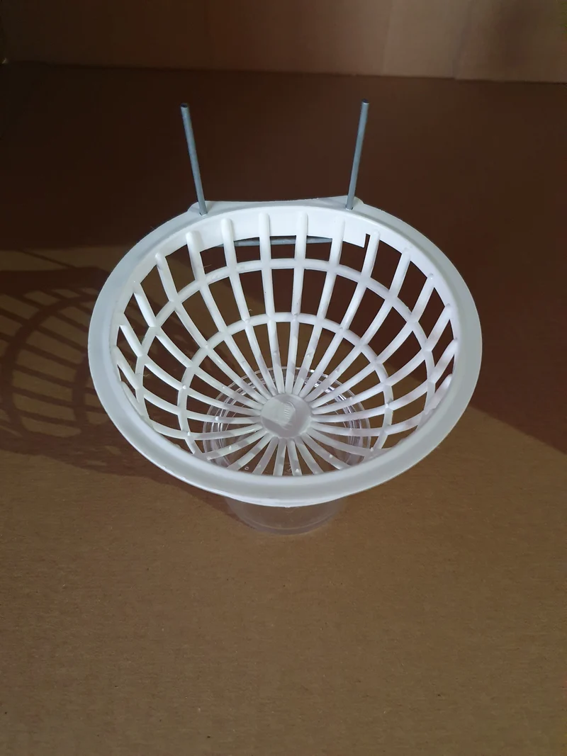Nido de plástico, ganchos de alambre, blanco Ø 10 cm