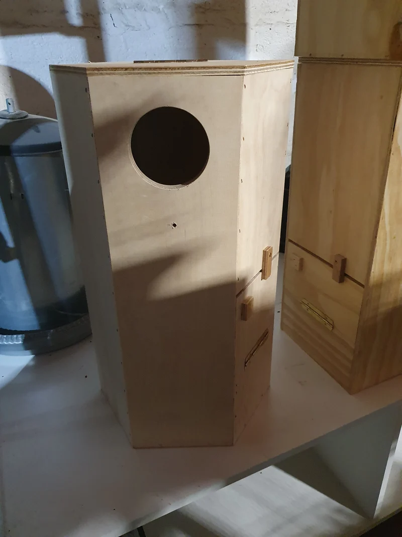Bloque Nido Ovalado Grandes Periquitos 60x34x30