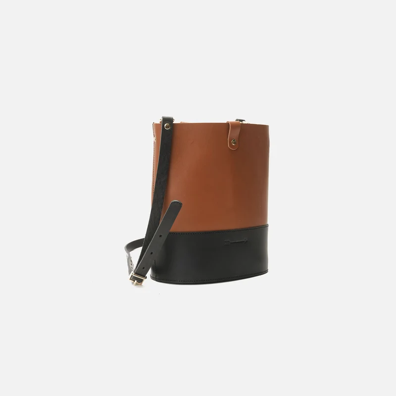 Alamo Bucket Tan Base Negra