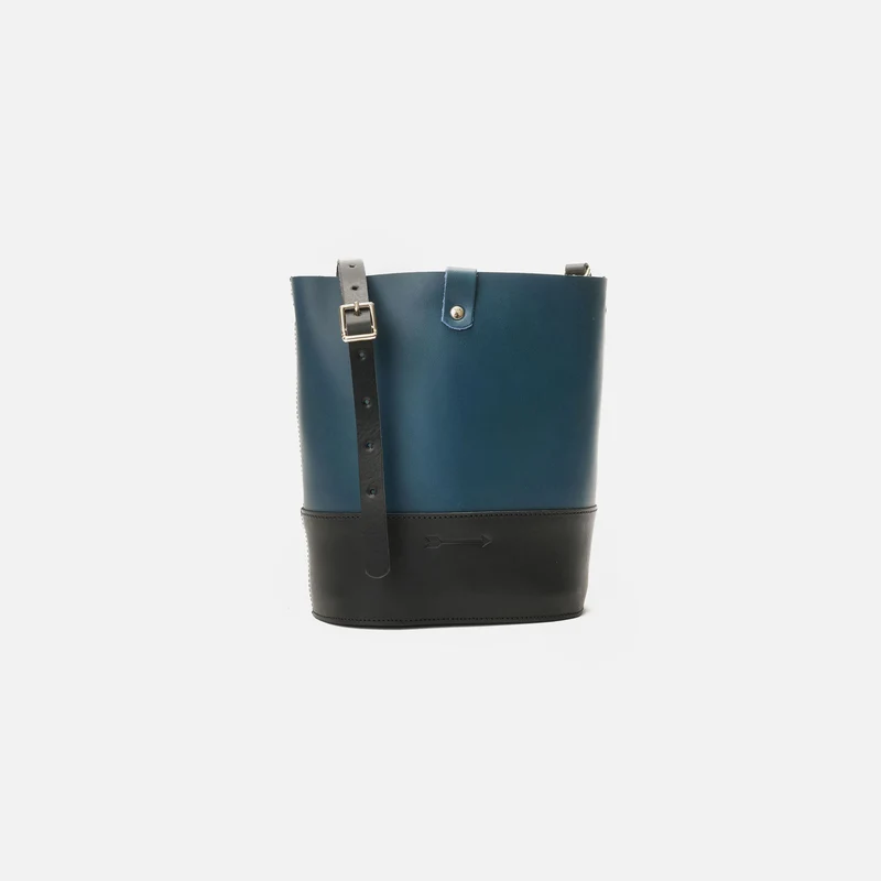 Alamo Bucket Azul Base Negra