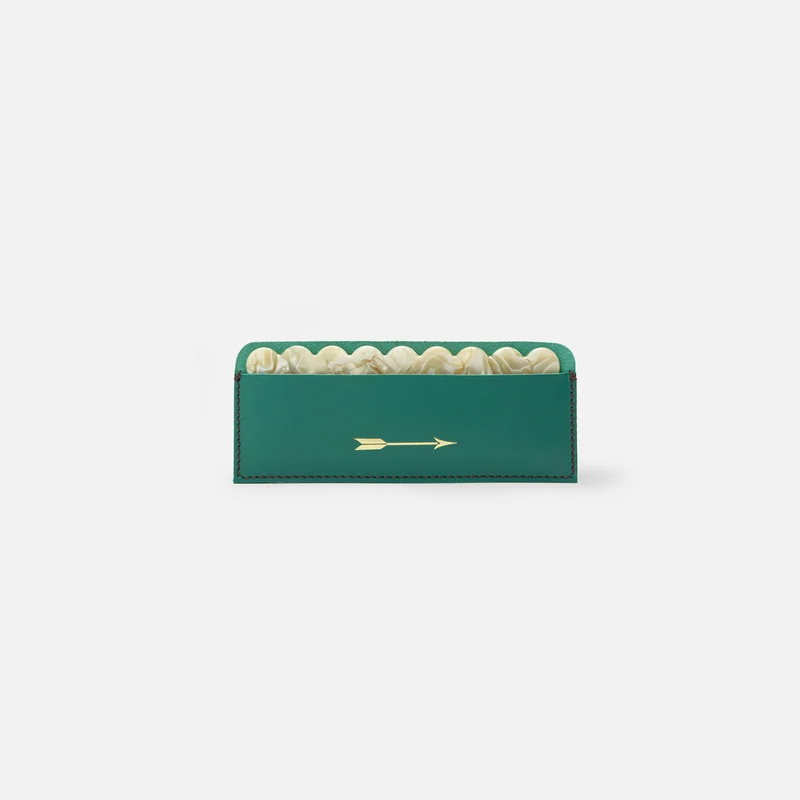 Peine con funda de piel verde
