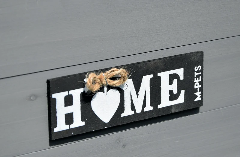 DIMORA Dog House