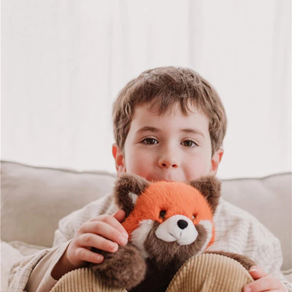 Peluche Tu Amigo Rusty El Panda Rojo Tumbado