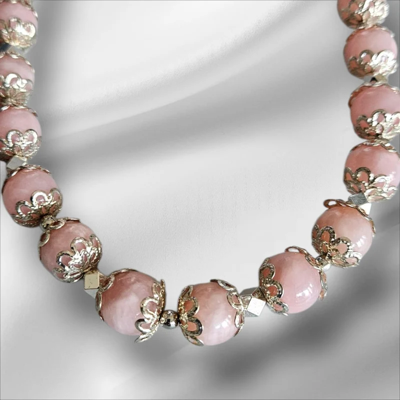 Collar Rosé Vintage con Detalles Florales